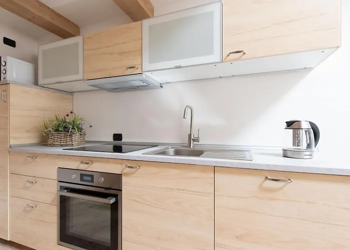 Italianway - Roma 39 Mansarda Apartment *